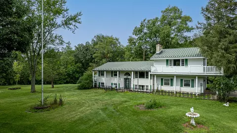 9240 Parker Hwy, Brooklyn, MI 49230