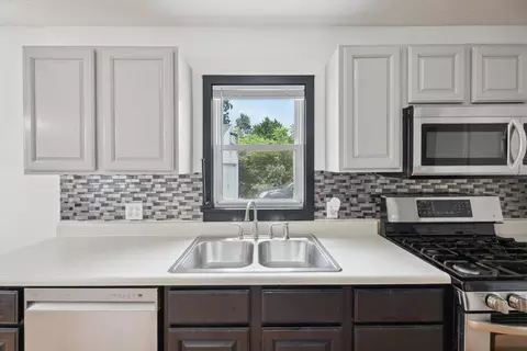 851 Concord Blvd, Jackson, MI 49202 photo 9