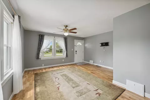 851 Concord Blvd, Jackson, MI 49202 photo 2