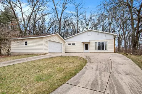 1700 Lindsey Rd, Jackson, MI 49201