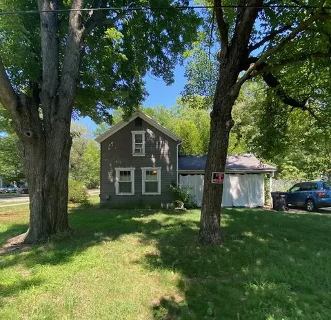 332 Robinson St, Allegan, MI 49010