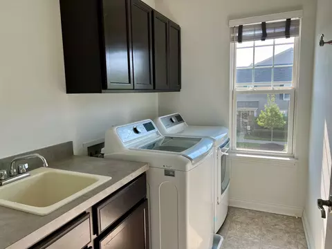 374 Wright St, Wixom, MI 48393 photo 25