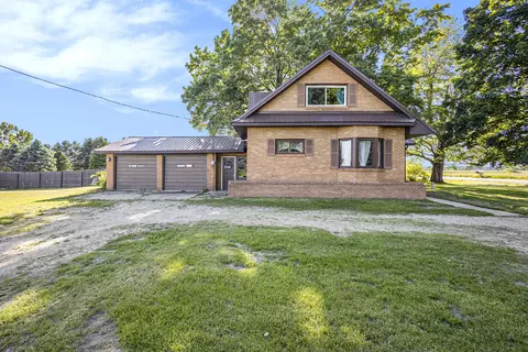 11265 14 Mile Rd, Rodney, MI 49342