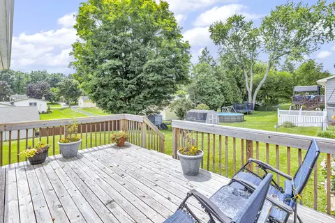 3049 John Glenn Dr, Jackson, MI 49201 photo 8