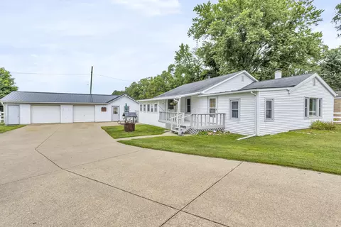 25493 D Dr S Dr S, Homer, MI 49245