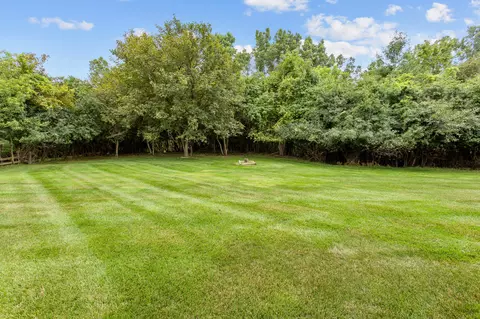 38689 Parkview Dr, Wayne, MI 48184 photo 12