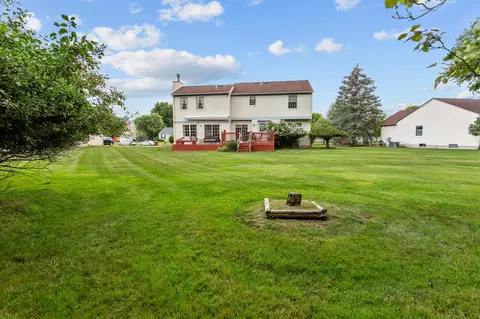 38689 Parkview Dr, Wayne, MI 48184 photo 9