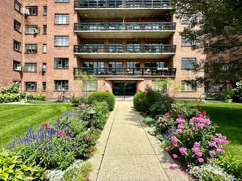 505 Cherry St SE #307, Grand Rapids, MI 49503