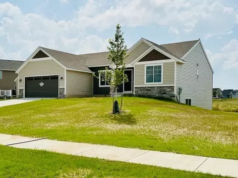 4650 Wren Dr, Caledonia, MI 49316