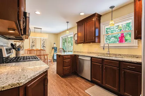 1422 Cardinal Dr, St. Joseph, MI 49085 photo 7