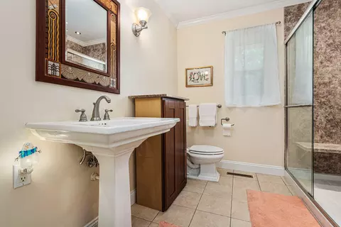 1422 Cardinal Dr, St. Joseph, MI 49085 photo 11