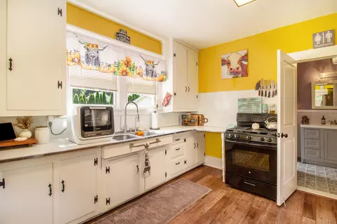 709 Randolph St, Jackson, MI 49203 photo 12