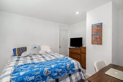 709 Randolph St, Jackson, MI 49203 photo 18