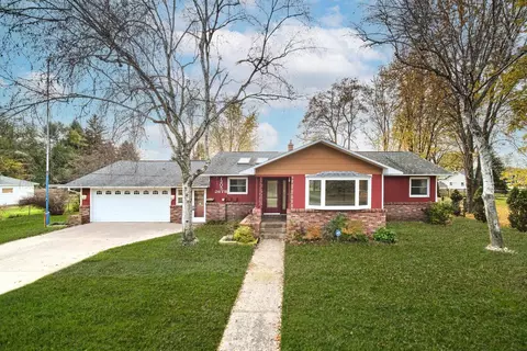 1205 26th St, Manistee, MI 49660