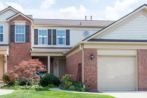 3070 Village Cir N, Ann Arbor, MI 48108