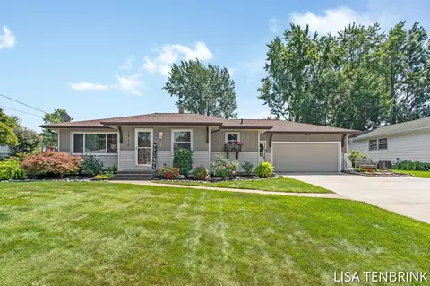 3914 Bruce Dr SW, Grandville, MI 49418