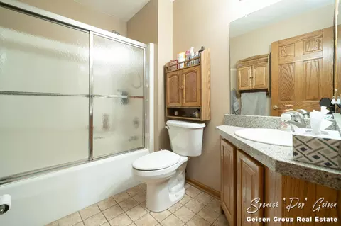 758 E State St, Belding, MI 48809 photo 27