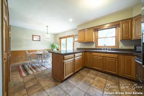 758 E State St, Belding, MI 48809 photo 20