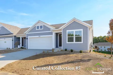 1532 N Village Cir, Kalamazoo, MI 49009