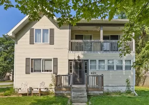 421 S Broas St, Belding, MI 48809