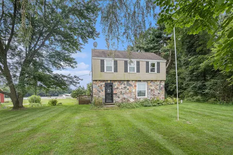 27073 Marvin Rd, Centreville, MI 49032