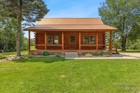 5733 170th Ave, Stanwood, MI 49346