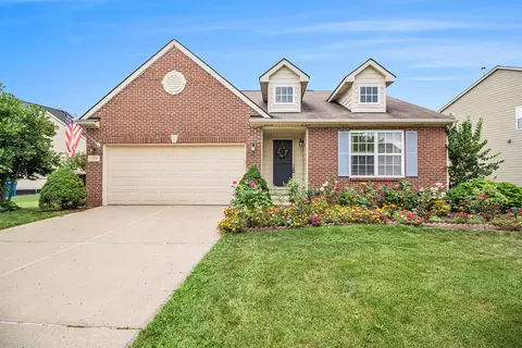 1734 Savannah Ln, Ypsilanti, MI 48198
