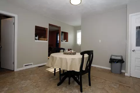 309 W Russell Rd, Tecumseh, MI 49286 photo 17
