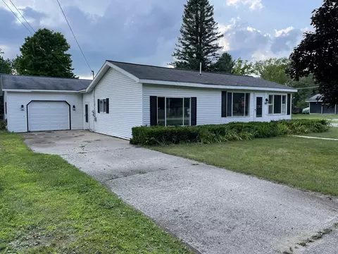 302 S East Limits St, Mancelona, MI 49659
