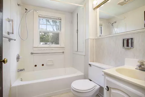 122 2nd Ave, Plainwell, MI 49080 photo 17