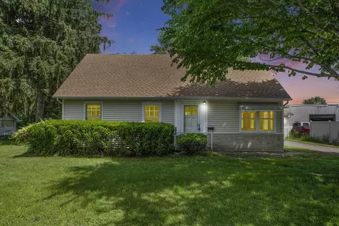 122 2nd Ave, Plainwell, MI 49080 photo 2