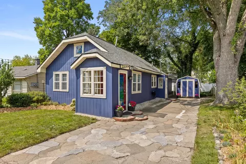 209 Rex St, Spring Lake, MI 49456
