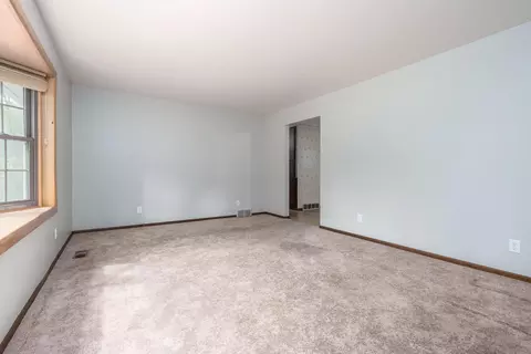 44592 24th St, Mattawan, MI 49071 photo 2