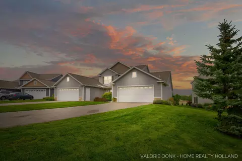3951 Quincy Meadows Ct, Holland, MI 49424