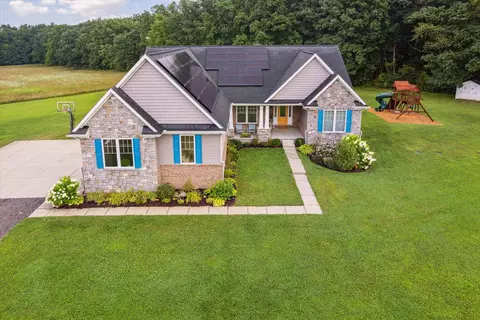 7525 Terra Ln, Ann Arbor, MI 48105