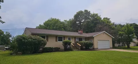 740 Gorham St, Marshall, MI 49068