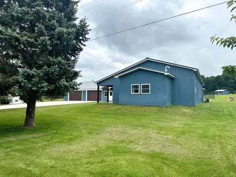 20185 Mckenzie St, Cassopolis, MI 49031 photo 4