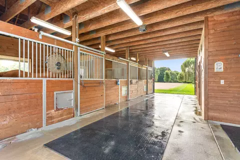 Entry Way - 7287 Scully Rd, Dexter, MI 48130 photo 7 of 7