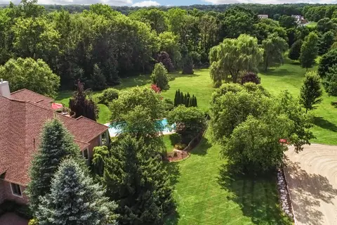 View/Area - 7287 Scully Rd, Dexter, MI 48130 photo 2 of 3