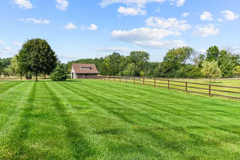 Exterior - 7287 Scully Rd, Dexter, MI 48130 photo 18 of 19