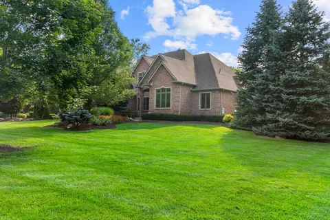 Exterior - 7287 Scully Rd, Dexter, MI 48130 photo 4 of 19