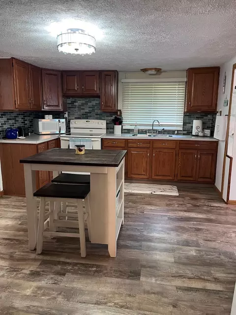 865 Pine St, Harrison, MI 48625 photo 21
