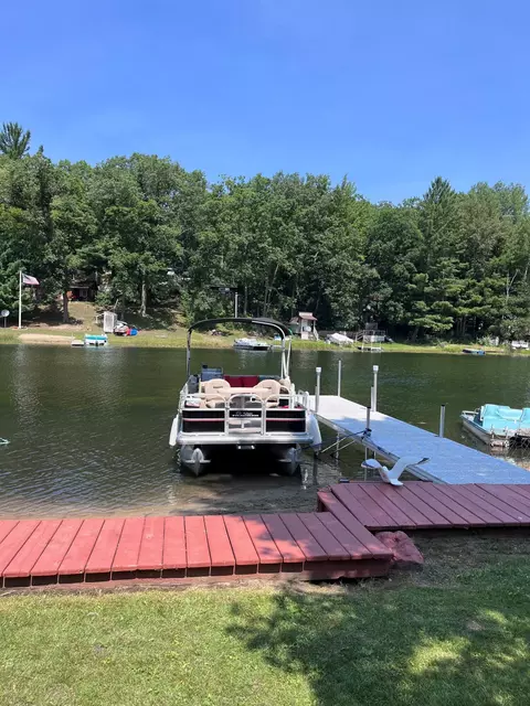 865 Pine St, Harrison, MI 48625 photo 13