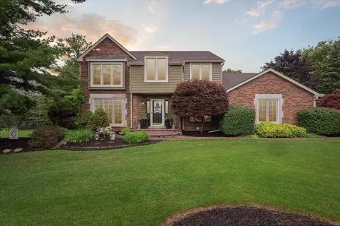21463 Silchester Ct, Northville, MI 48167