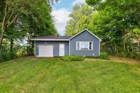 73271 County Road 380, South Haven, MI 49090