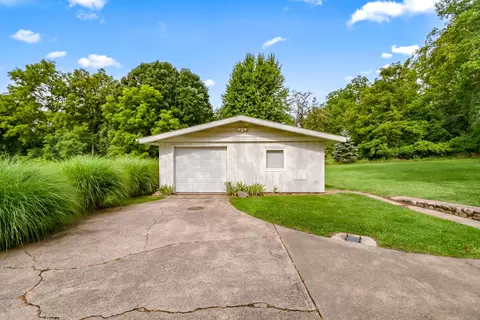 664 Marshall Rd, Coldwater, MI 49036 photo 3