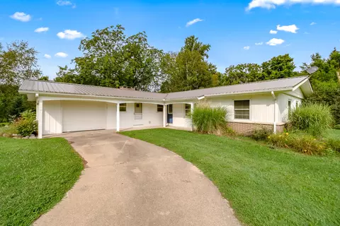664 Marshall Rd, Coldwater, MI 49036