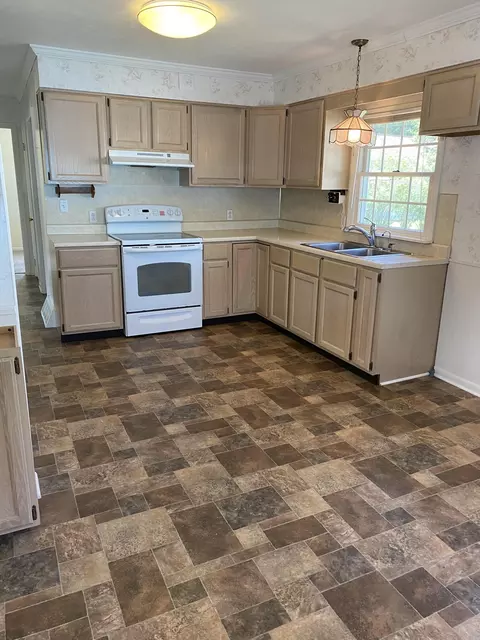 1375 Pine Hill St, White Cloud, MI 49349 photo 4
