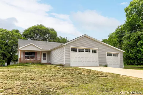 3805 Hidden Forest Dr, Dorr, MI 49323