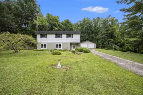 14560 Ef Ave, Augusta, MI 49012